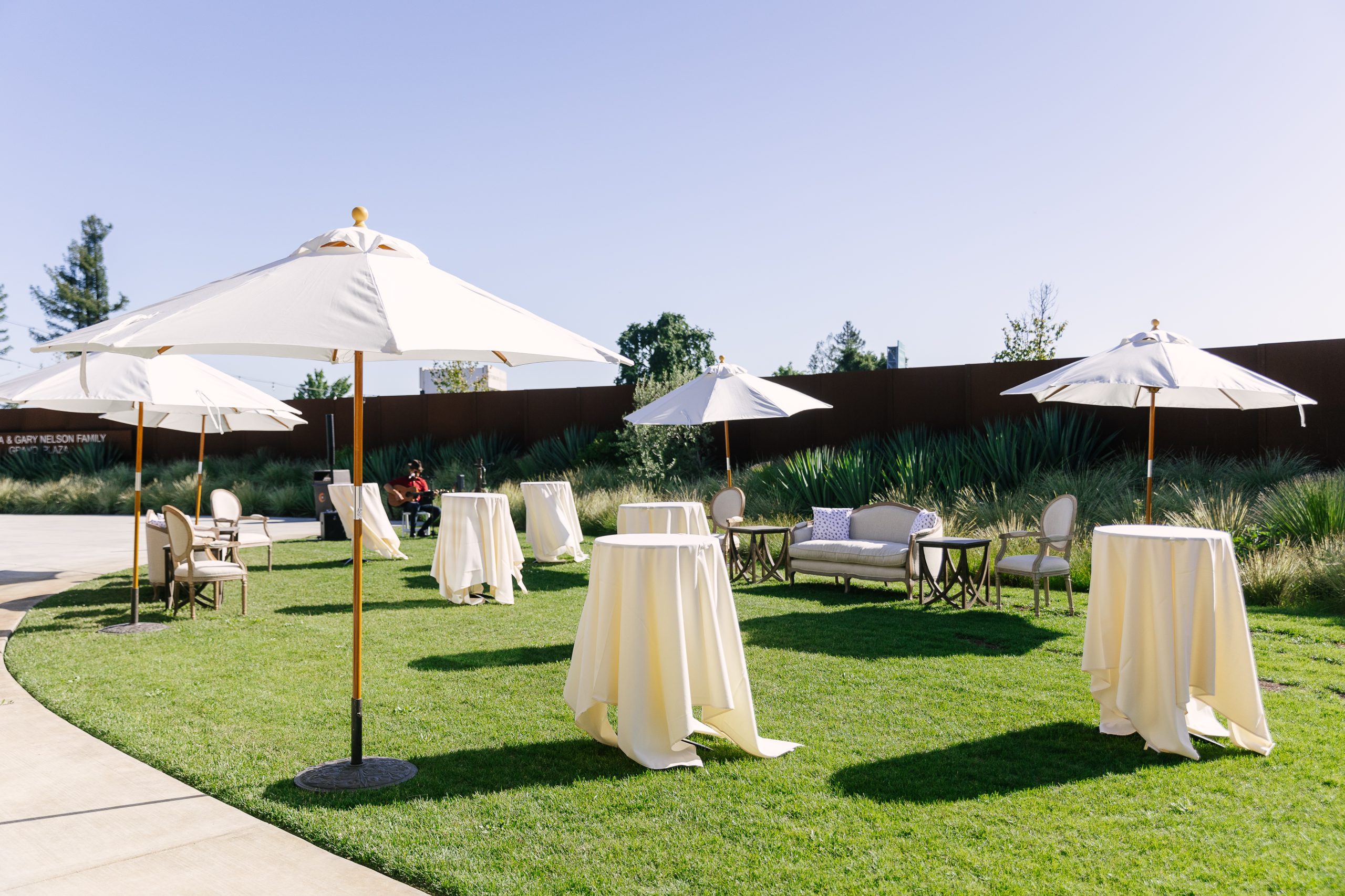 Nelson Family Grand Plaza