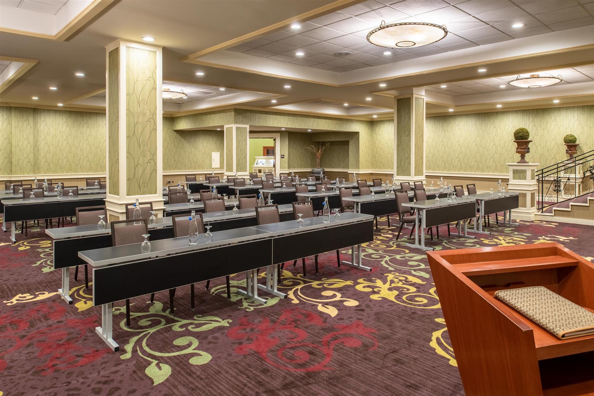 DoubleTree by Hilton Hotel Sonoma Wine Country