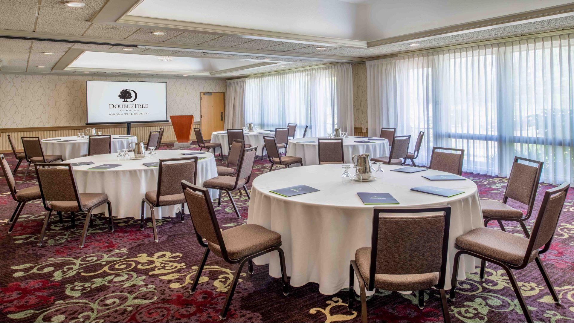 Cotati / Bodega Room