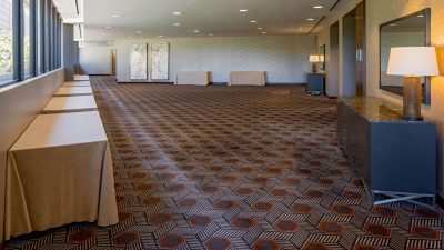 Bayview Foyer (Bay Level)