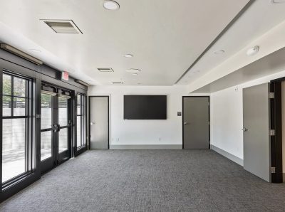 Courtyard Room